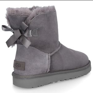 UGG bailey bow mini boots gray suede leather 5